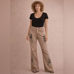 POL Cocoa Contrast Embroidered Twill Flare Pants | Boho Beaded High Rise NWOT